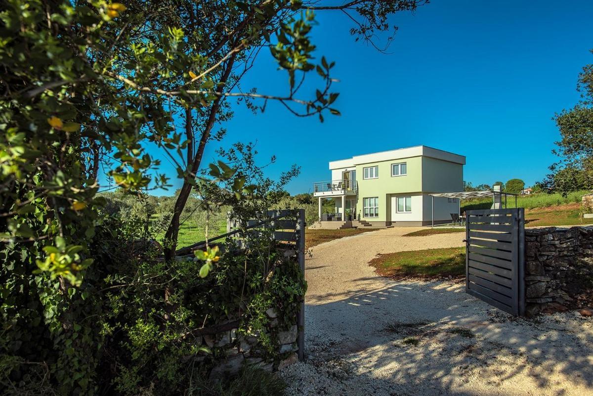 Holiday Home Bellissima Vodnjan Exterior photo